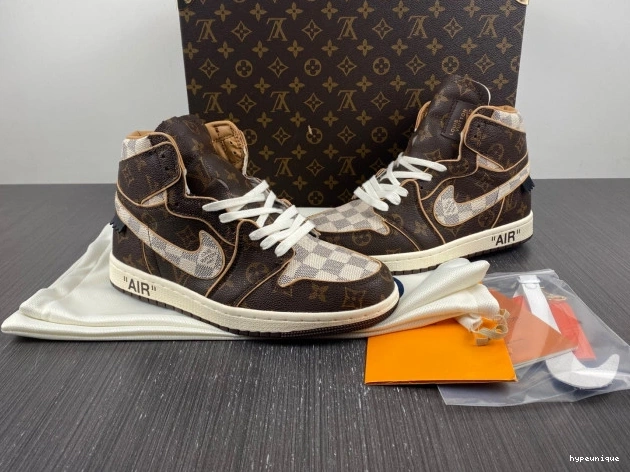 HYPE Jordan OFF-WHITE 1 x Air LV 0723